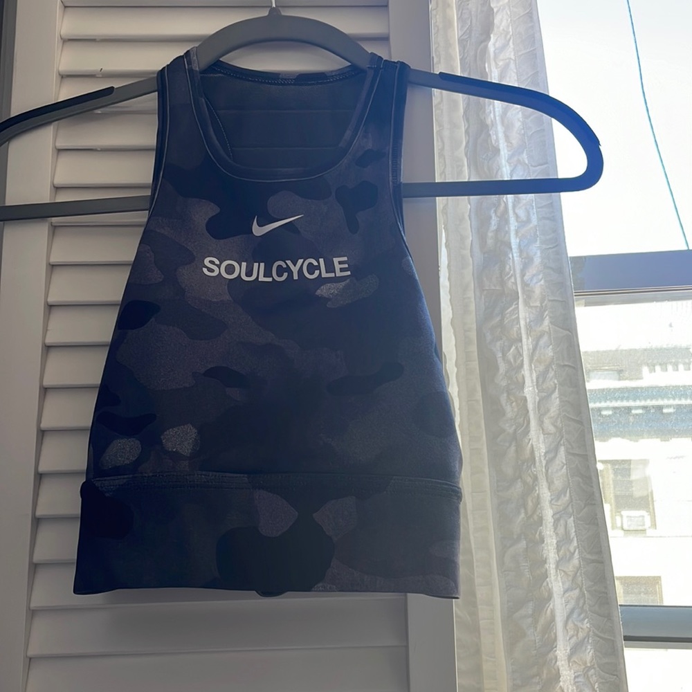 Soul cycle work out top
